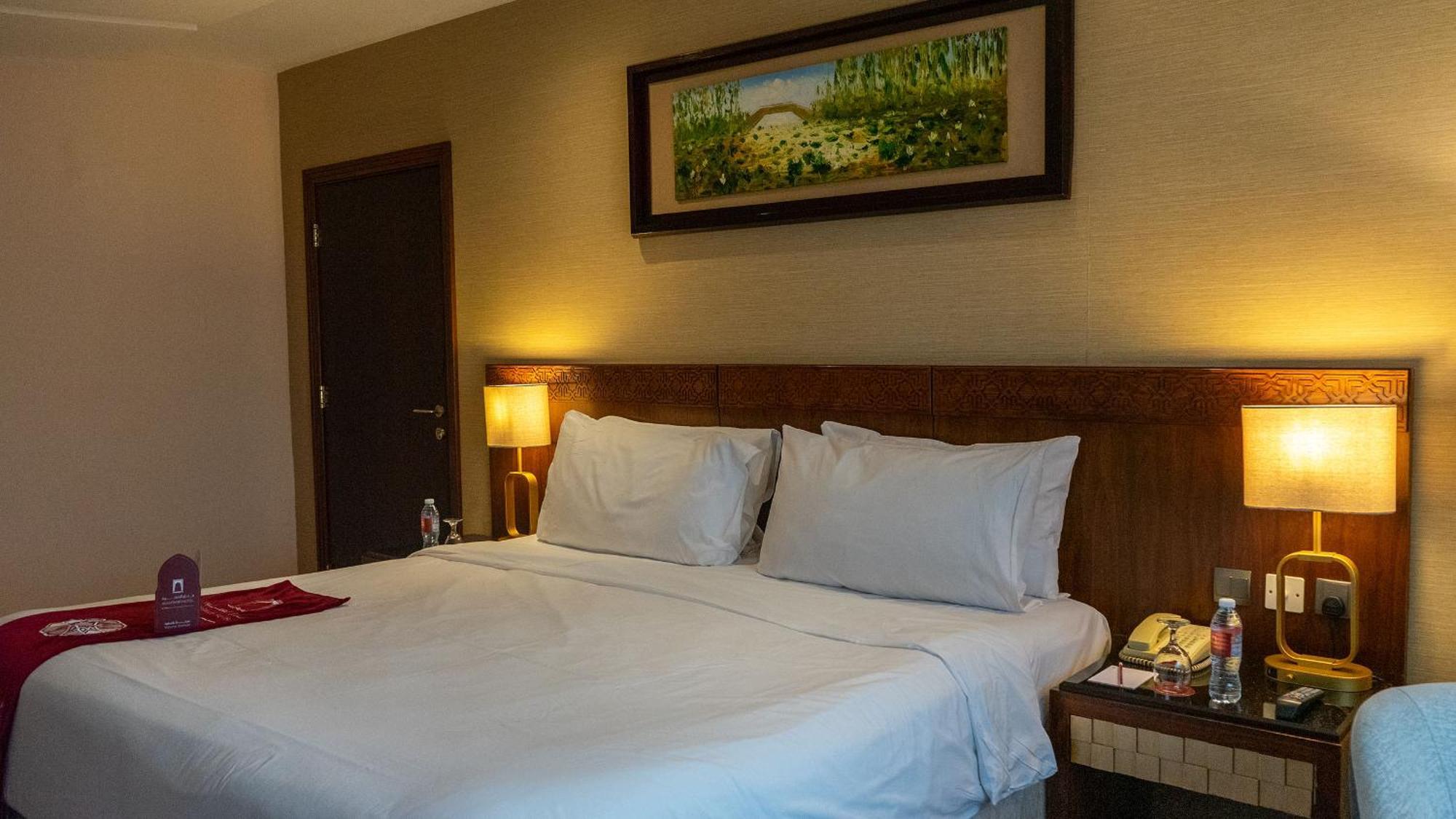 Al Safwah Hotel First Tower 1 Mecca Luaran gambar A bedroom at the hotel