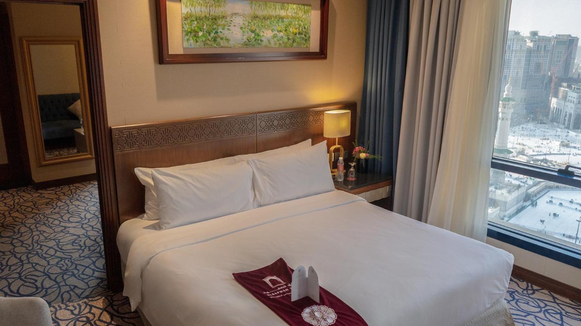 Al Safwah Hotel First Tower 1 Mecca Luaran gambar A bed in a hotel room